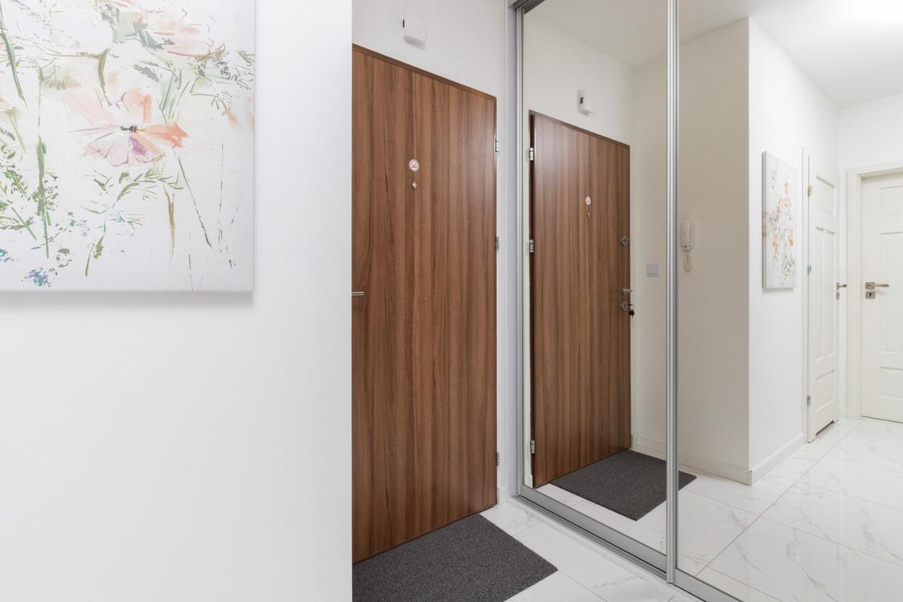 Old Town Bastion Walowa Apartments By Noclegi Renters غدانسك المظهر الخارجي الصورة